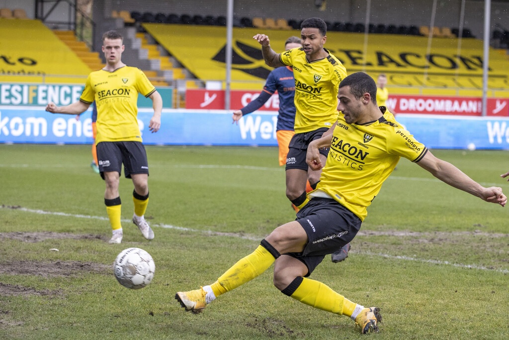 Νέο γκολ Γιακουμάκη στην ήττα της Φένλο (photos+video)