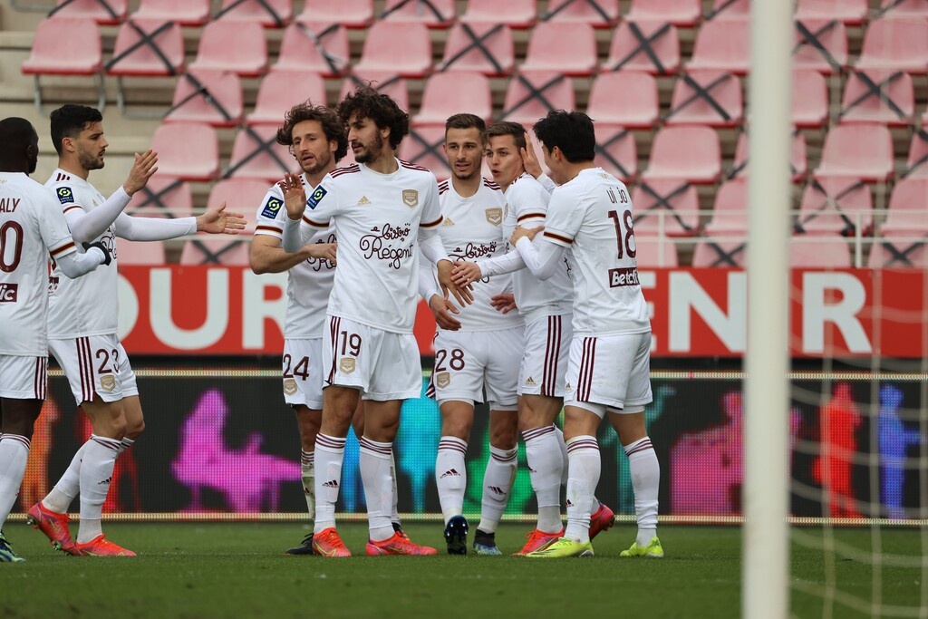 Ligue 1: Είδε... αστεράκια η Παρί από τη Ναντ κι έμεινε μόνη της στην κορυφή η Λιλ! (photos)