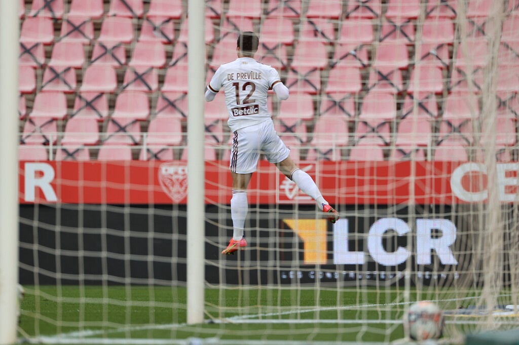 Ligue 1: Είδε... αστεράκια η Παρί από τη Ναντ κι έμεινε μόνη της στην κορυφή η Λιλ! (photos)