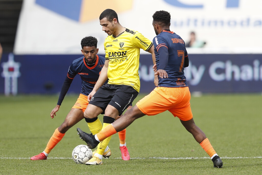 Νέο γκολ Γιακουμάκη στην ήττα της Φένλο (photos+video)