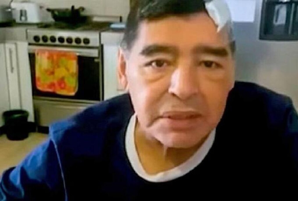 Ανατροχιαστικές αποκαλύψεις για Μαραντόνα - Τον είχαν δεμένο στο κρεβάτι πριν πεθάνει