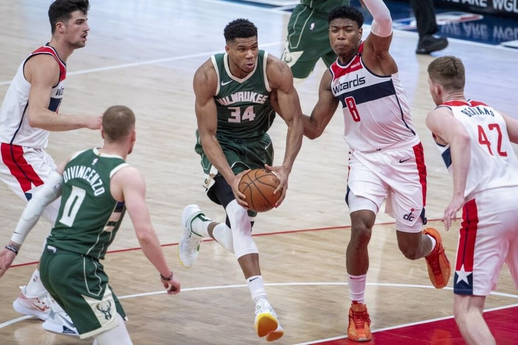 NBA: Νέα νίκη για Μπακς - Εντυπωσιακός Γιάννης (photos+video)