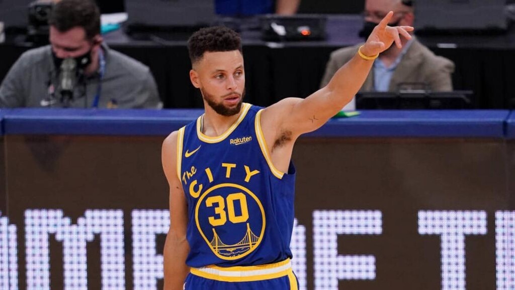 NBA: Έγραψε ιστορία ο Κάρι (photos+video)