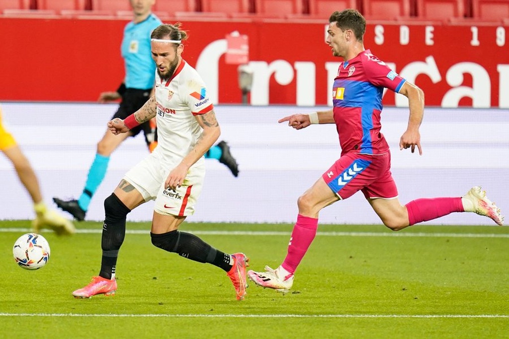La Liga: Η Σεβίλλη «καθάρισε» την τετράδα! (Photos)