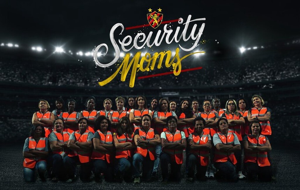 Αυτές είναι οι «μαμάδες-σεκιούριτι» των γηπέδων, που αναφέρθηκαν στην ελληνική Βουλή (videos+photos)