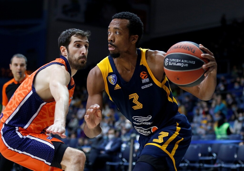 Χίμκι-Βαλένθια 68-77: Πιο κοντά στην 8αδα οι «νυχτερίδες»!