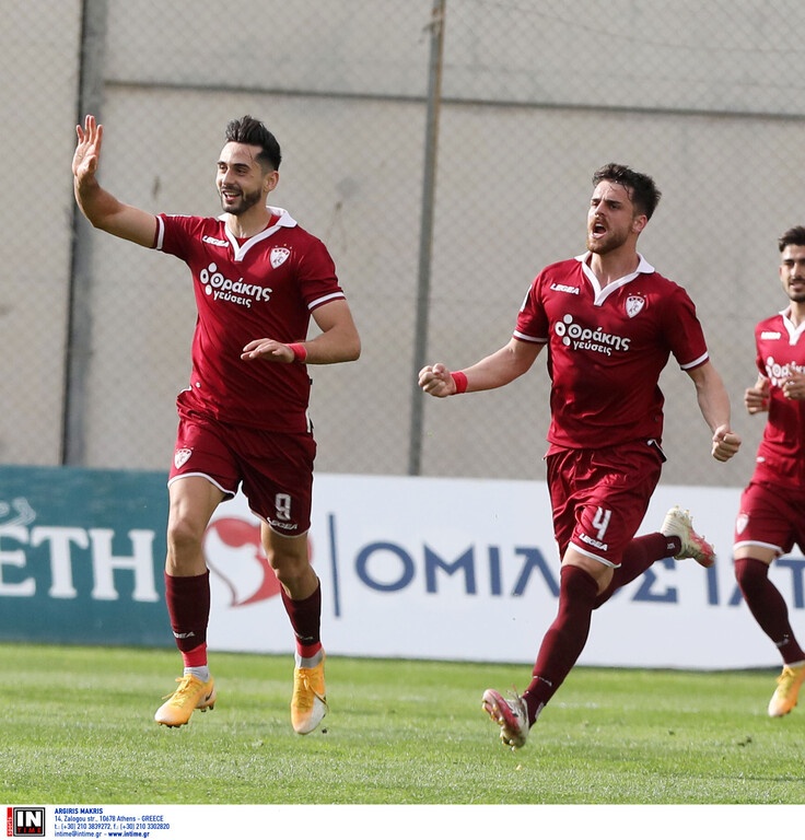 Απόλλων Σμύρνης - ΑΕΛ 0-2: Απόδραση και συνεχίζει να ελπίζει