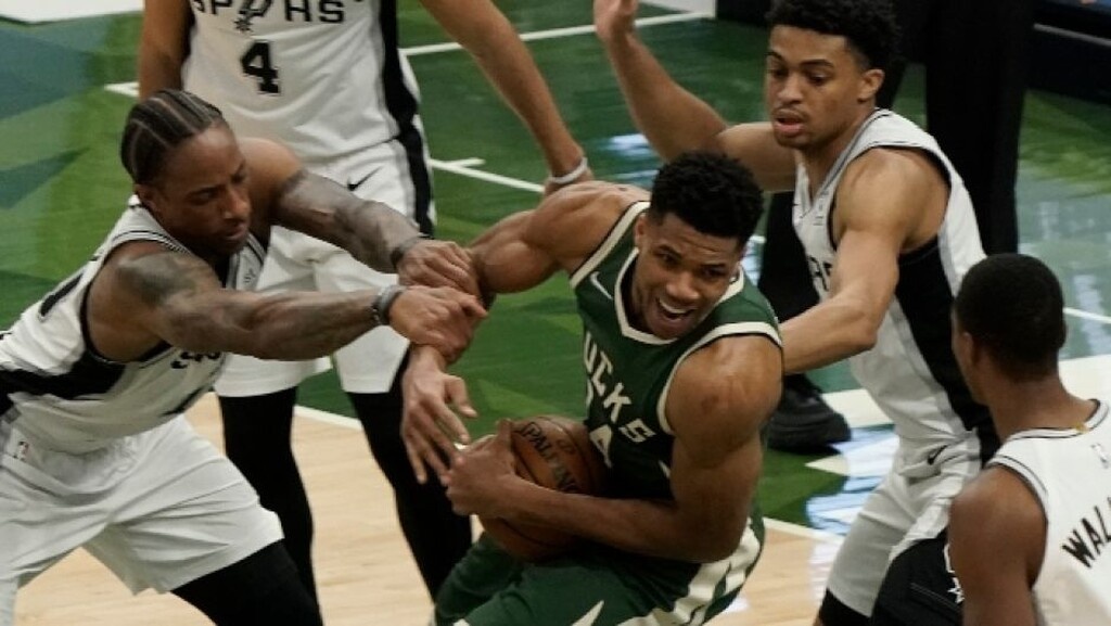 NBA: Οι καλύτερες στιγμές του Γιάννη Αντετοκούνμπο (photos+video)