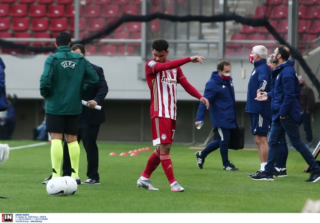 Ολυμπιακός-Άρης: Γκολ ο Μασούρας, αποβλήθηκε με απευθείας κόκκινη ο Λαλά (video)