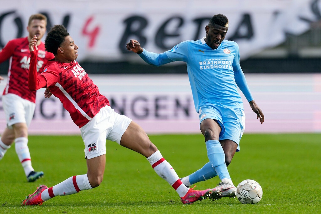 Eredivisie: Η Αλκμάαρ τελείωσε την Αϊντχόφεν, ήττα για την… ελληνική Φένλο! (photos)
