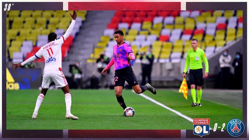 Ligue 1: Η Παρί Σεν Ζερμέν έστησε πάρτι στην έδρα της Λιόν κι έπιασε την κορυφή! (video+photos)