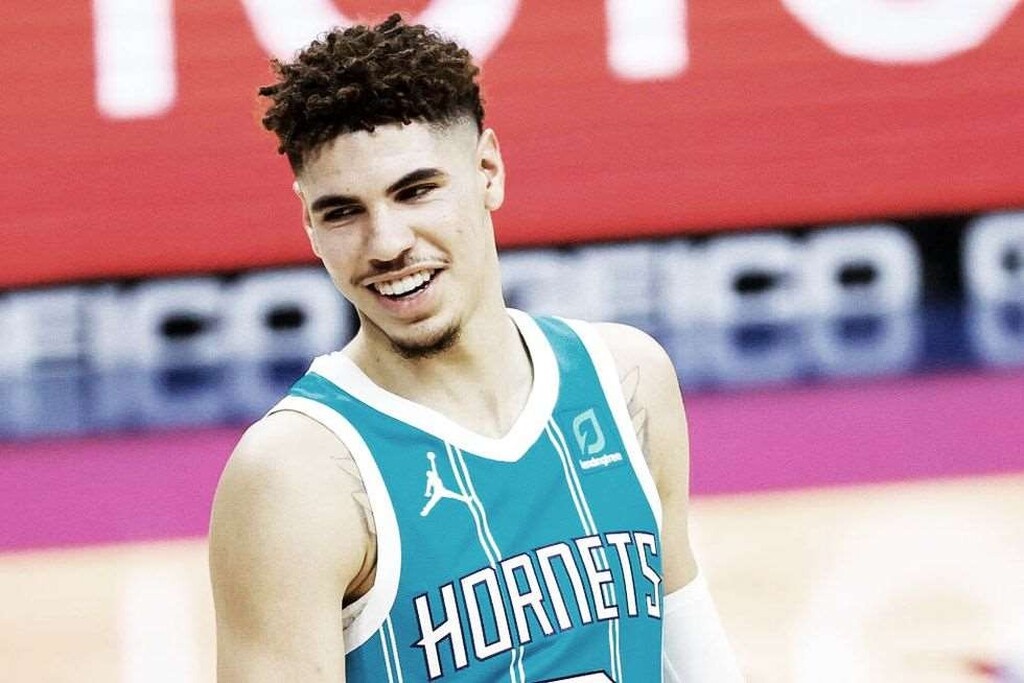 NBA: Σοκ με ΛαΜέλο Μπολ (photos+video)