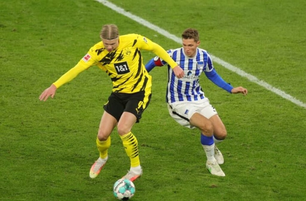 Έρλινγκ Χάαλαντ: Τα δεδομένα για την επόμενη ομάδα του και... η Ντόρτμουντ (photos+video)