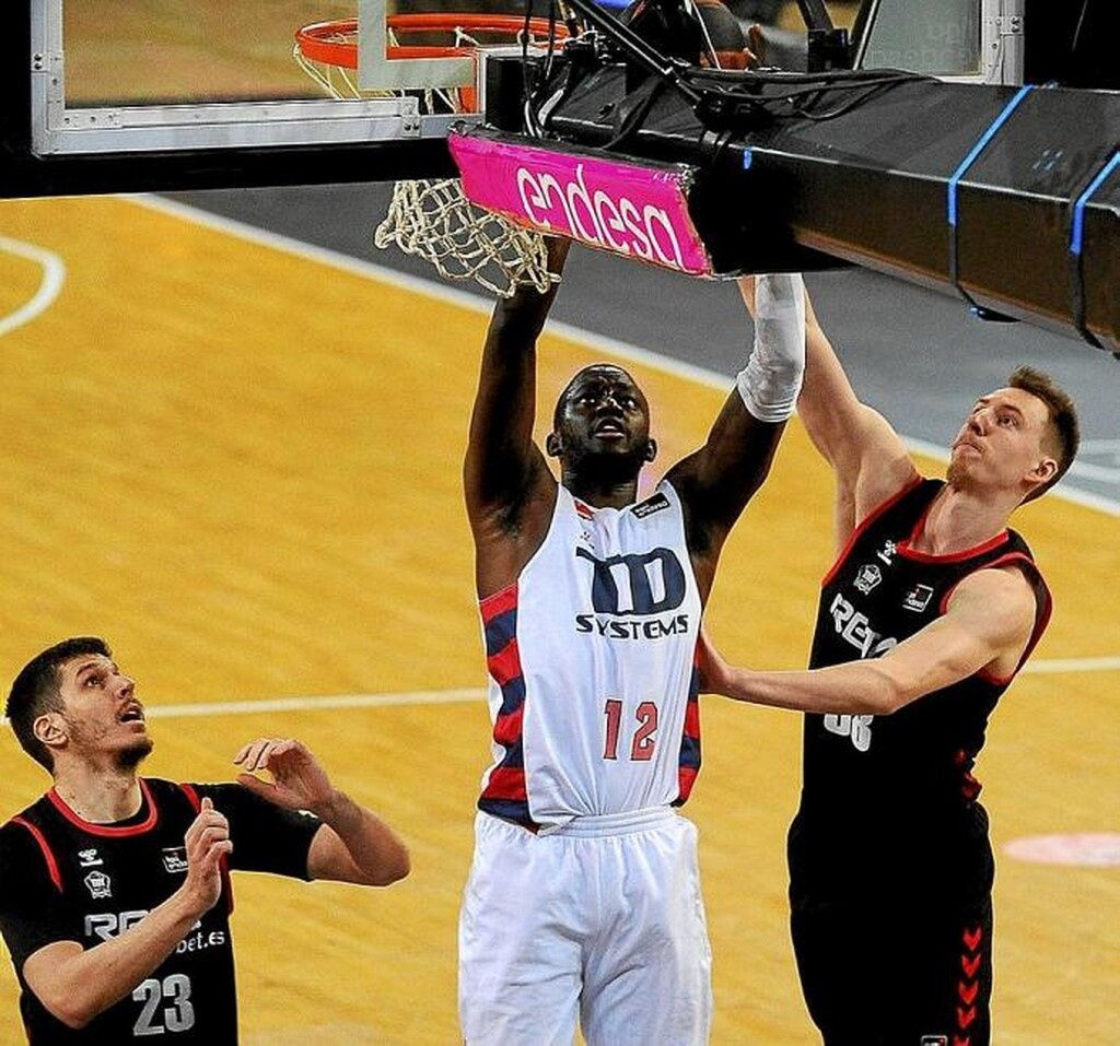 Μπασκόνια: Σοκ με Τζεκίρι