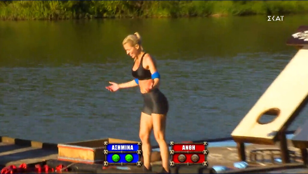 Survivor: Πρώην παίκτρια έστειλε μήνυμα με ανοικτό... πουκάμισο (photos+video)