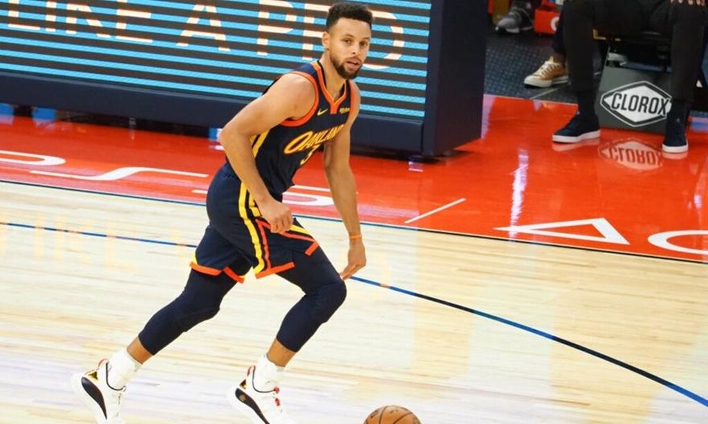 NBA: Πλήγμα με Κάρι στους Ουόριορς