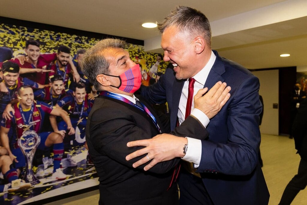 Μπαρτσελόνα: Στο πλευρό του Σάρας ο Λαπόρτα (photos)