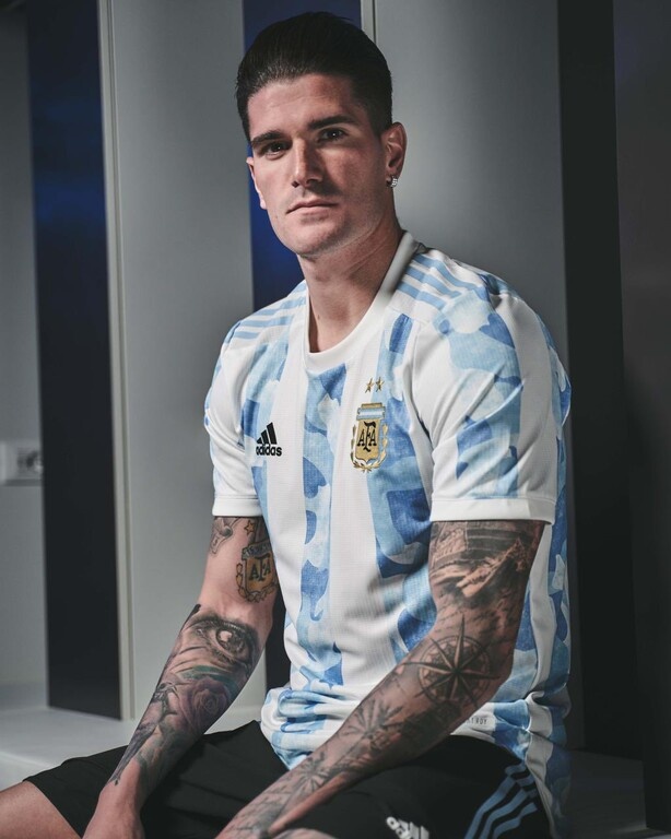Η νέα φανέλα της Εθνικής Αργεντινής! (Photos)