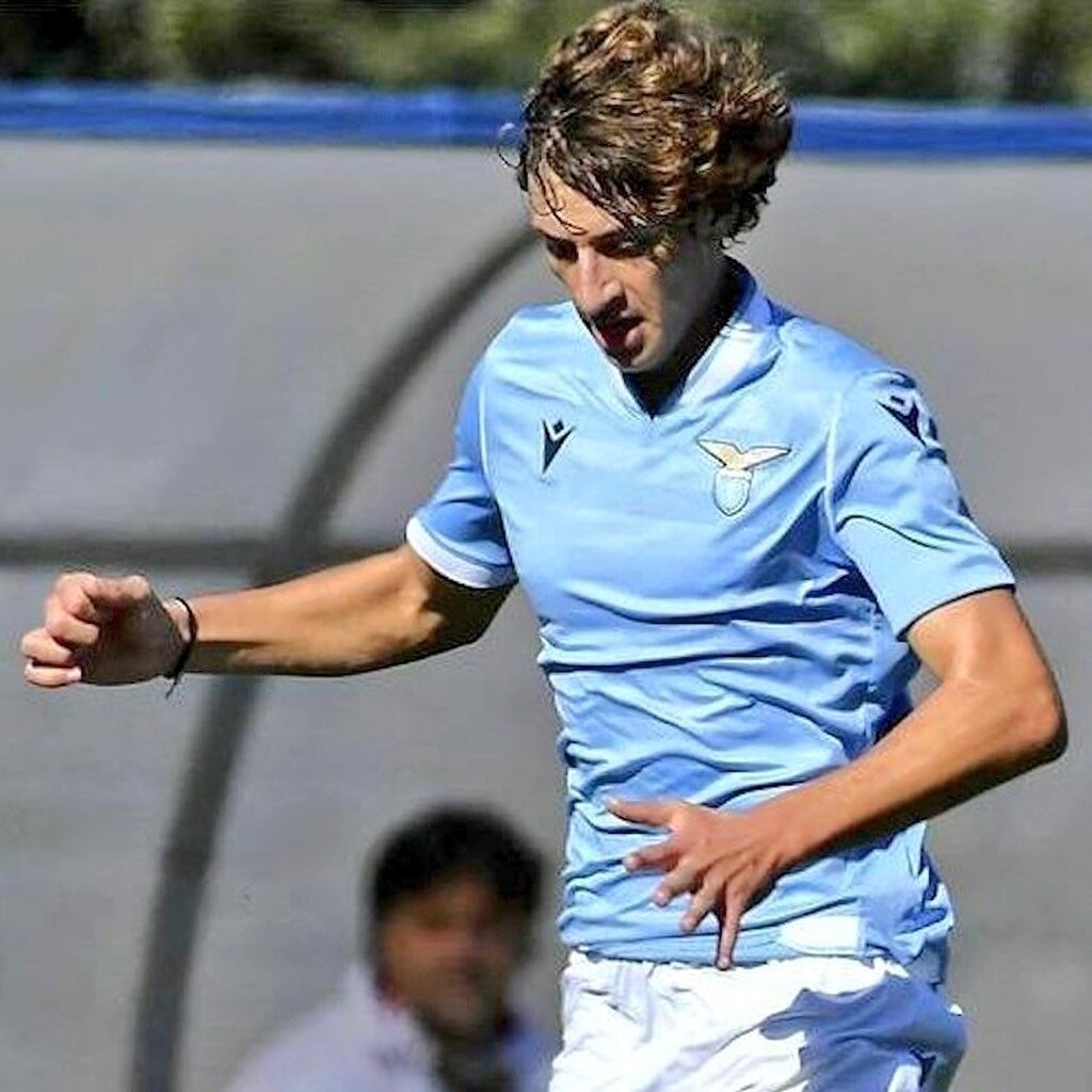 Λάτσιο: Έκανε επαγγελματία τον δισέγγονο του Μουσολίνι! (Photos)