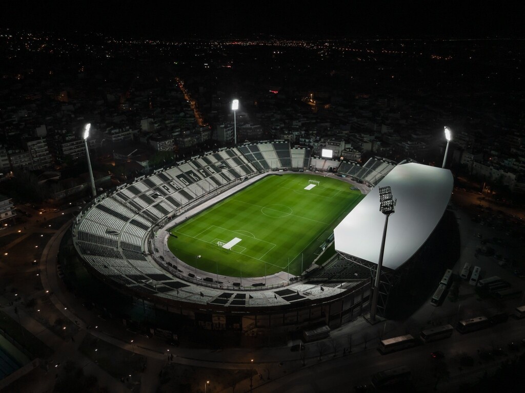 ΠΑΟΚ: Φωταγωγήθηκε η Τούμπα για τα 200 χρόνια ελευθερίας! (Photos)