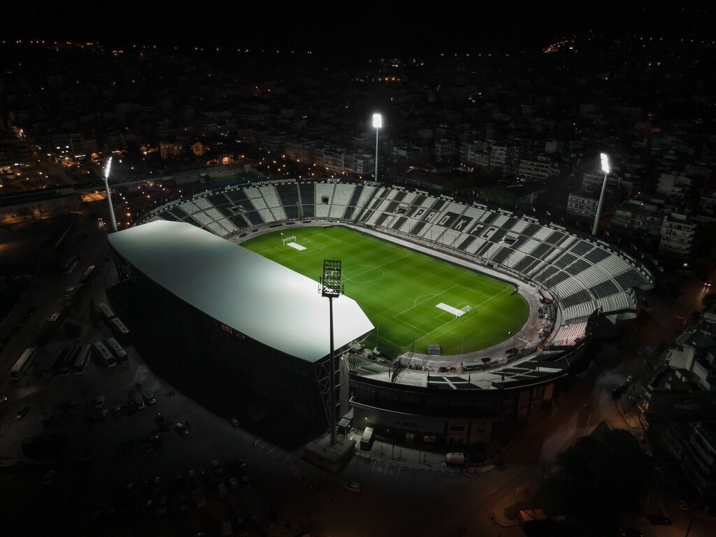 ΠΑΟΚ: Φωταγωγήθηκε η Τούμπα για τα 200 χρόνια ελευθερίας! (Photos)