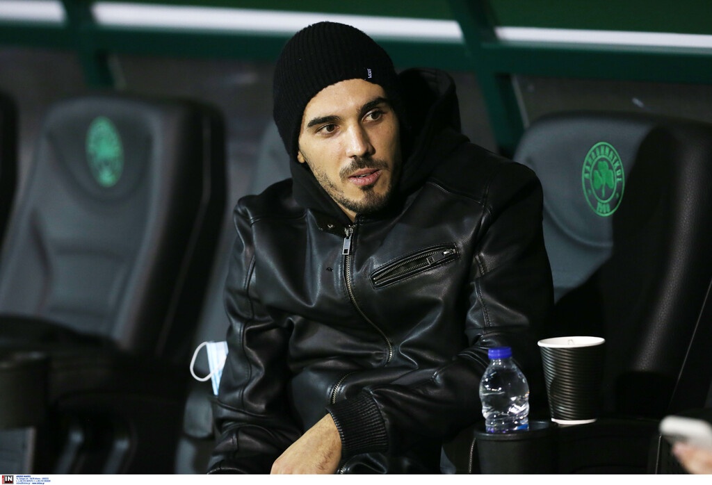 Παναθηναϊκός: Σοβαρό ενδεχόμενο να μπει ξανά στο χειρουργείο ο Κουρμπέλης! (Photos)