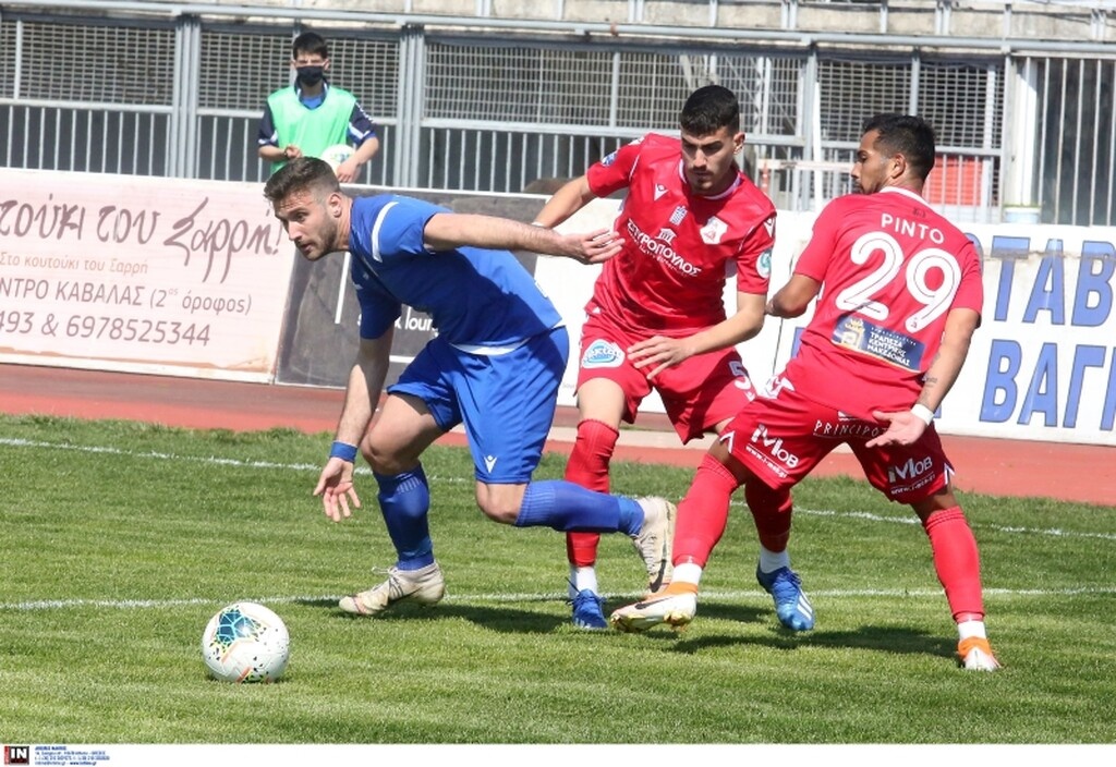Football League: «Βόμβα» μετά την πρεμιέρα - Καταγγελία για ρατσιστική συμπεριφορά