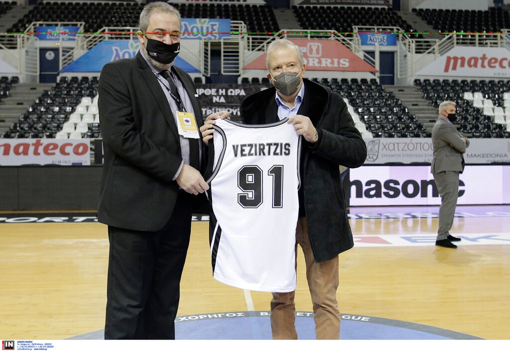 ΠΑΟΚ: Η επετειακή φανέλα και η βράβευση του Βεζύρτζη (video+photos)