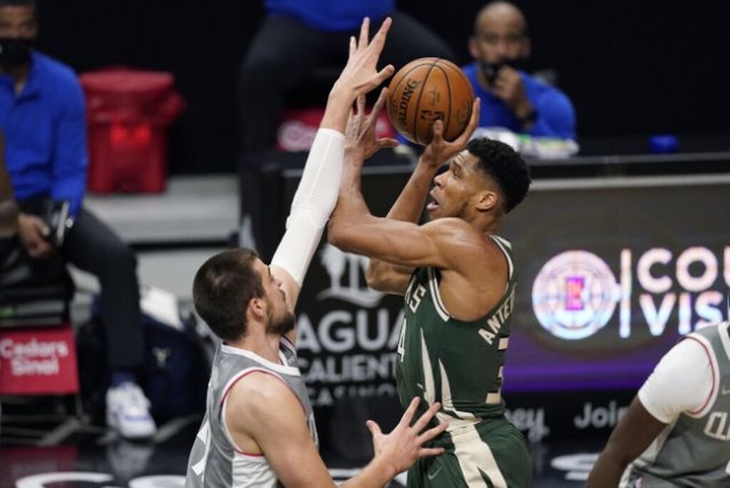NBA: Δεν έφτανε ο Γιάννης - Υπέταξαν τους Μπακς οι Κλίπερς (photos+video)