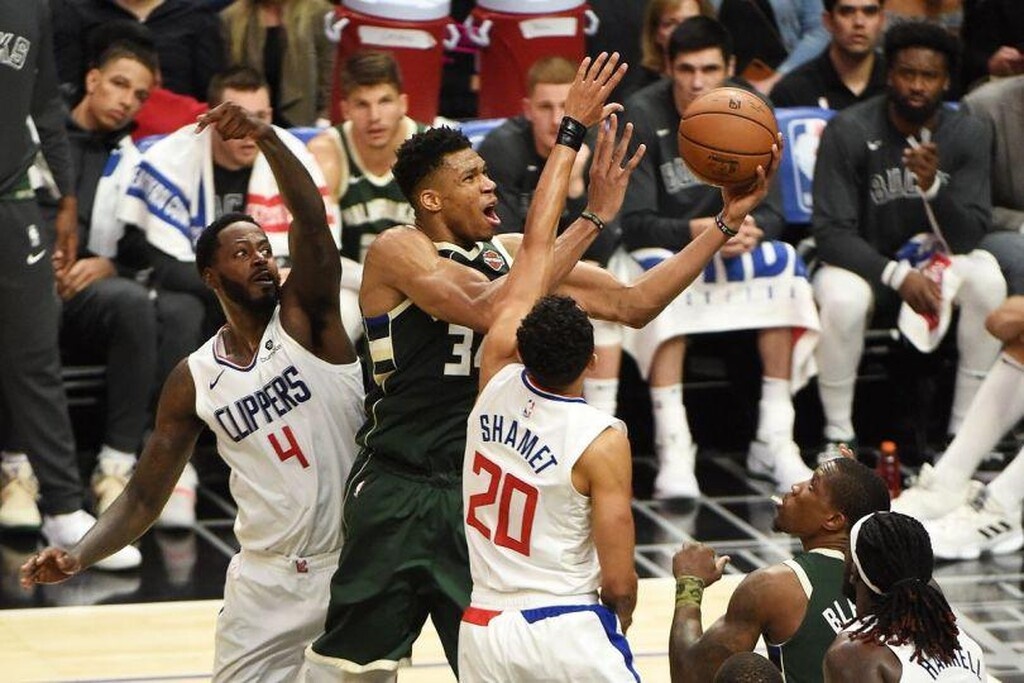 NBA: Οι καλύτερες στιγμές του Γιάννη Αντετοκούνμπο (photos+video)