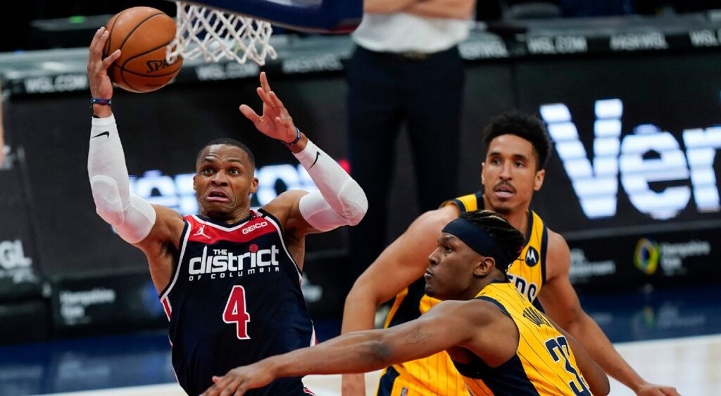 NBA: Εγραψε ιστορία ο Ράσελ Ουέστμπρουκ (video+photos)