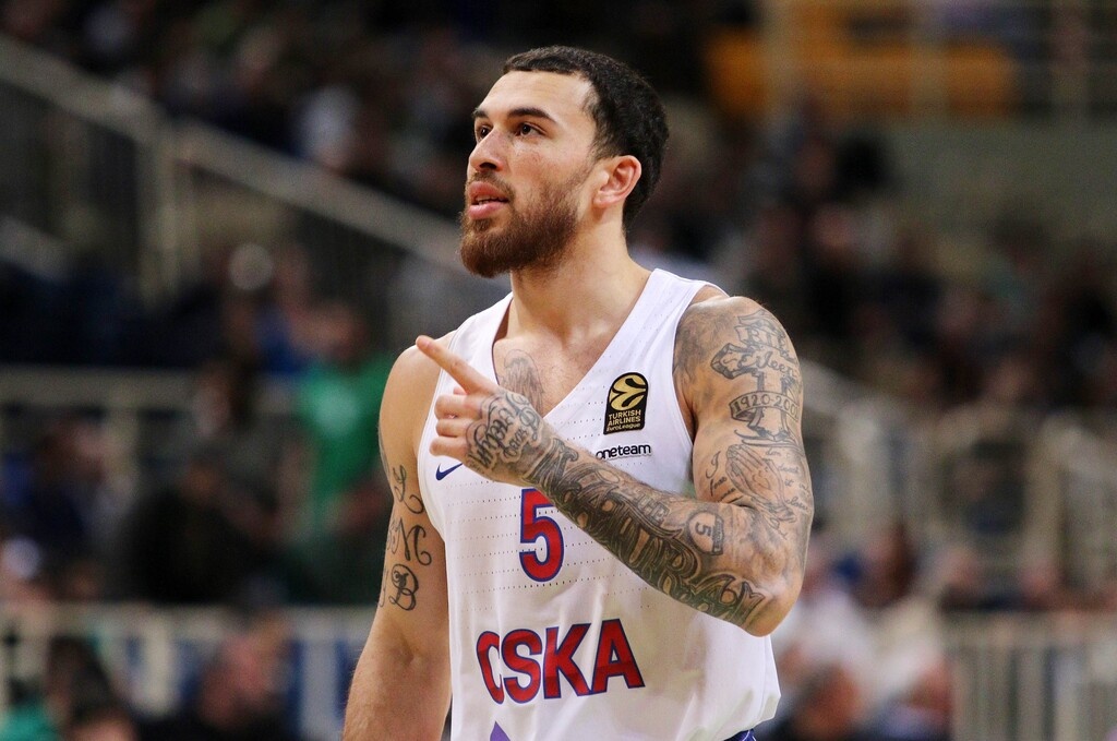 Ρεάλ Μαδρίτης: Σενάρια... φωτιά για Μάικ Τζέιμς (photos)