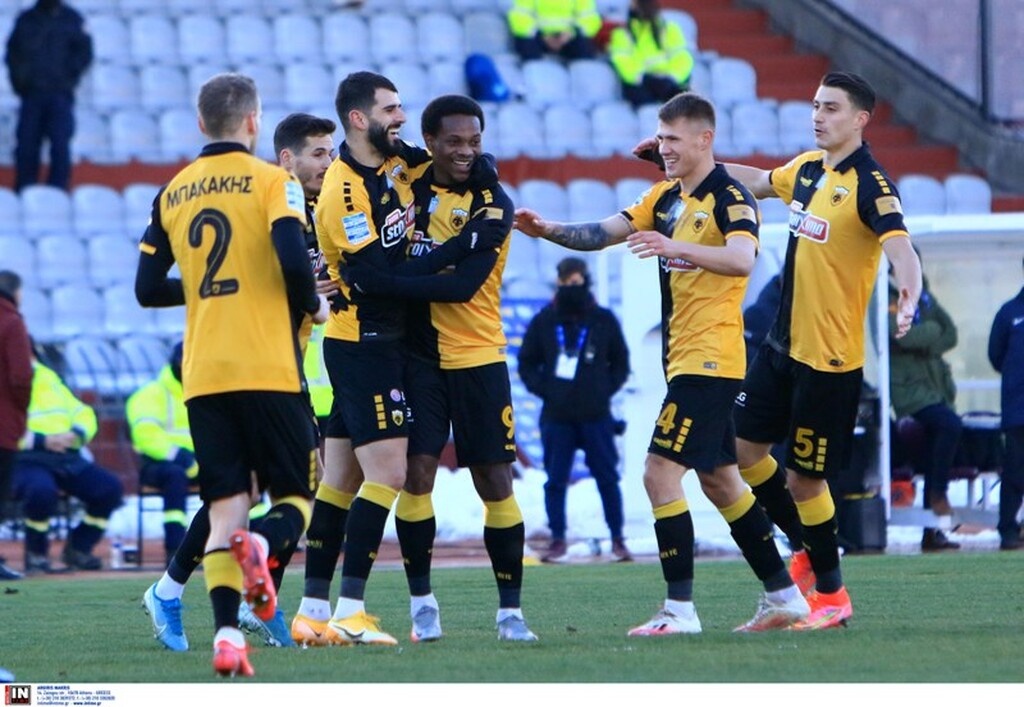 ΑΕΚ: Βραβεύσεις για Σιμάνσκι και Λιβάι Γκαρσία (videos+photos)