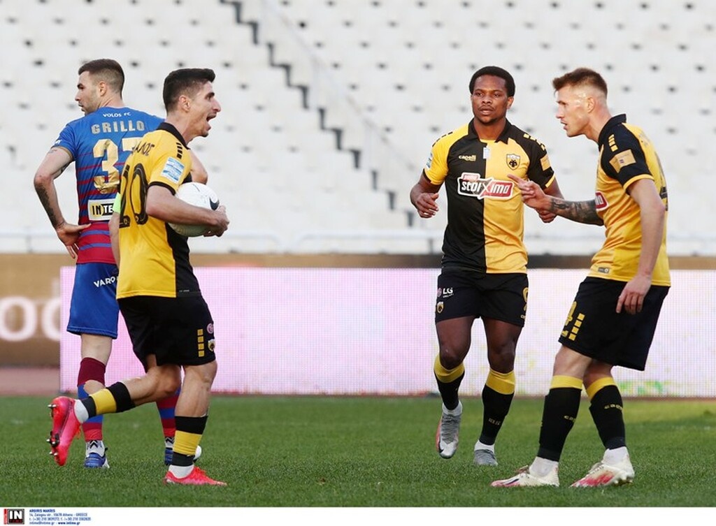 ΑΕΚ: Βραβεύσεις για Σιμάνσκι και Λιβάι Γκαρσία (videos+photos)