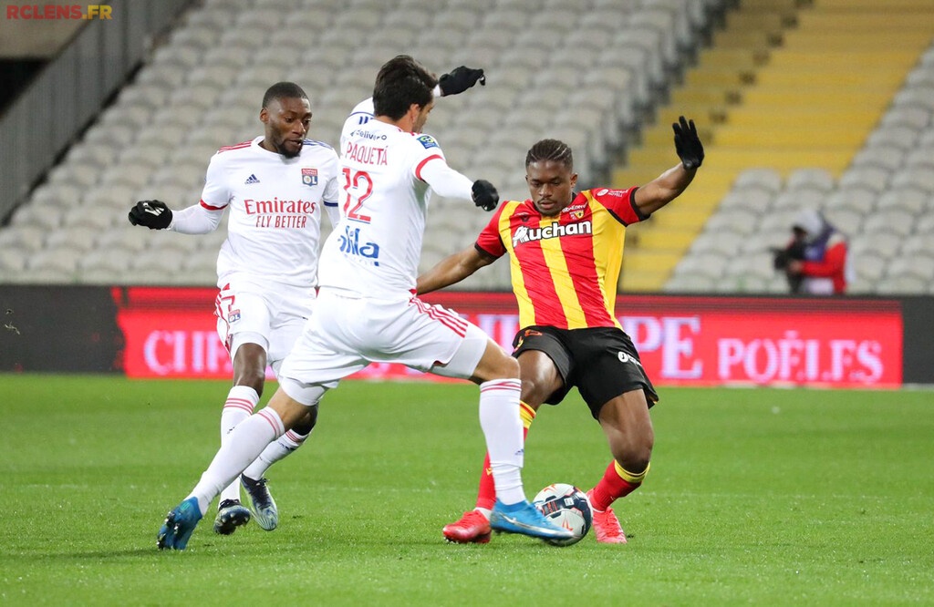 Ligue 1: Κόλλησε η Λιόν στην έδρα της Λανς κι έχασε έδαφος για τον τίτλο! (photos)