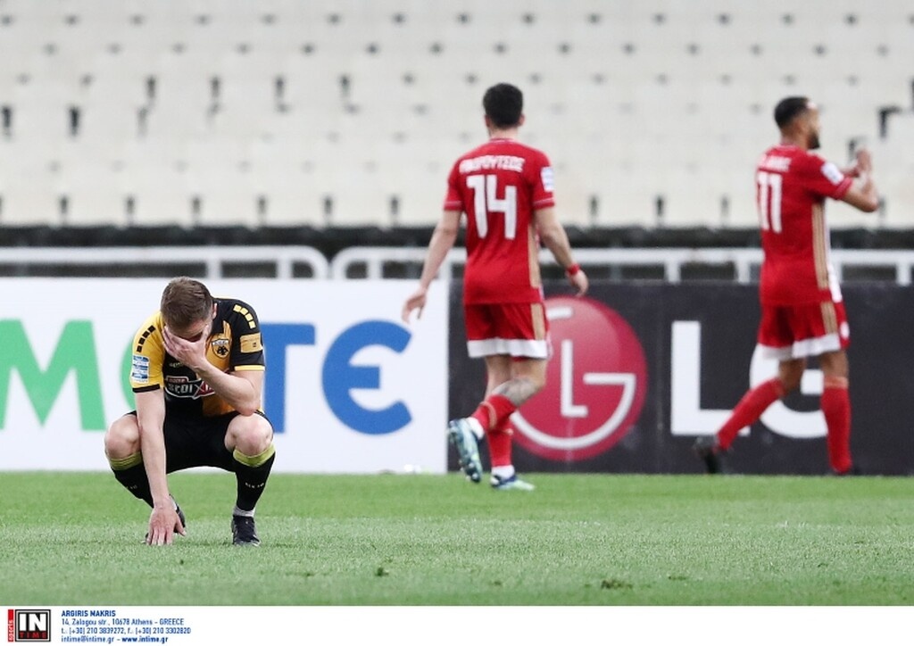 Έριξε «βόμβα» με... κάρμα ο Καραπαπάς μετά το ΑΕΚ-Ολυμπιακός (photos)