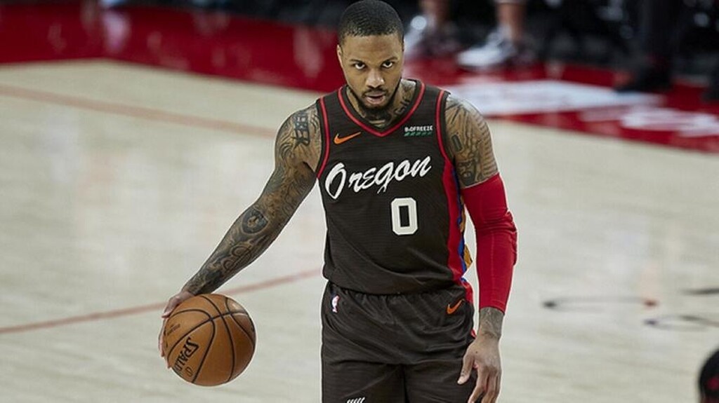 NBA: Καυστικό σχόλιο Λίλαρντ σε οπαδό - «Πριν τα 35 μου θα έχω 400 εκατ. δολάρια»