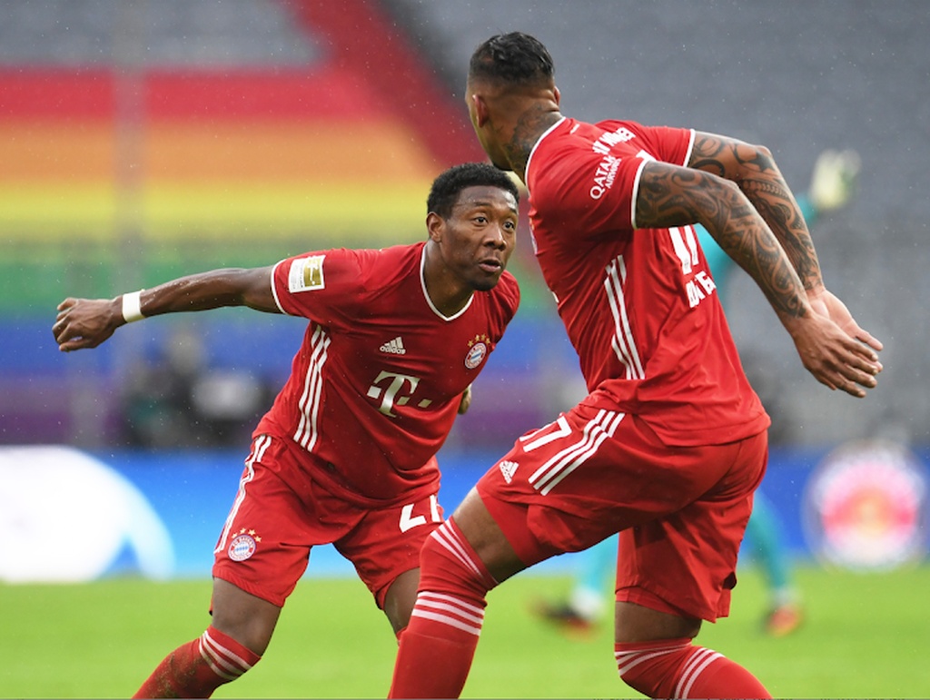 Μπάγερν Μονάχου: Μετά τον Αλάμπα αυτός - «Τελειώνει»... βράχος (photos+video)