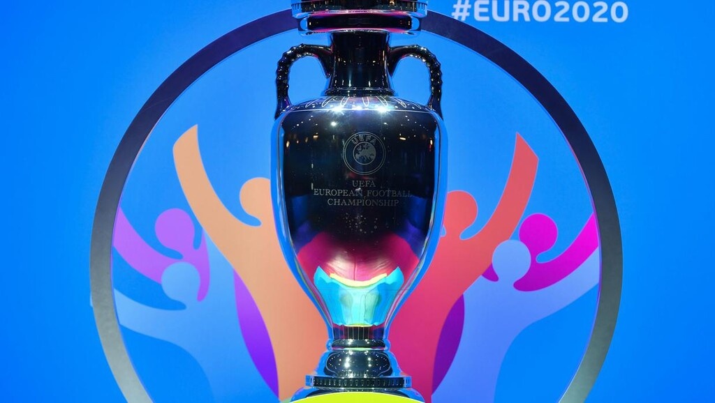 Euro 2020- Φίλαθλοι στα γήπεδα και των 12 πόλεων