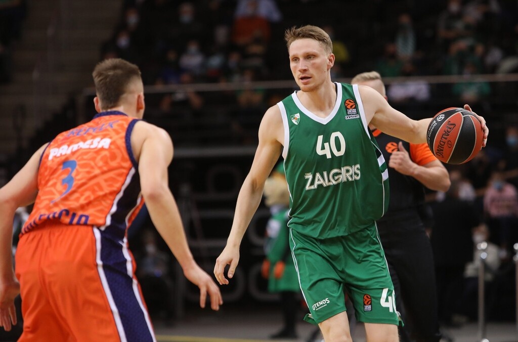 Ρεάλ Μαδρίτης: «Δένει» Κάρολ - Πάει για το «μπαμ» με Γκριγκόνις (video+photos)