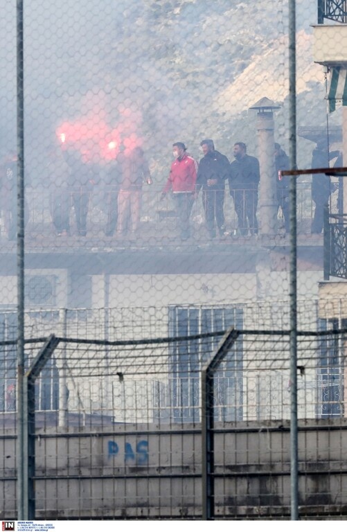 ΠΑΣ Γιάννινα-Ολυμπιακός: Προβάδισμα με πέναλτι του Εραμούσπε - Πανικός στις ταράτσες