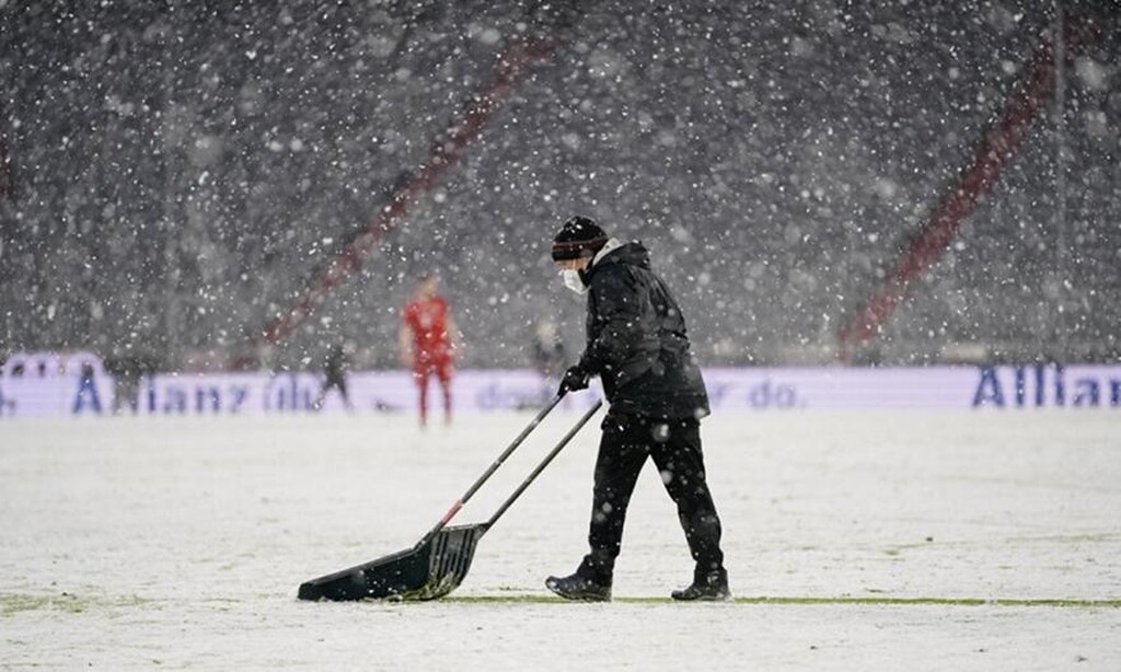 Champions League: Απίστευτες καταστάσεις - Το... έστρωσε στο Μόναχο (photos)