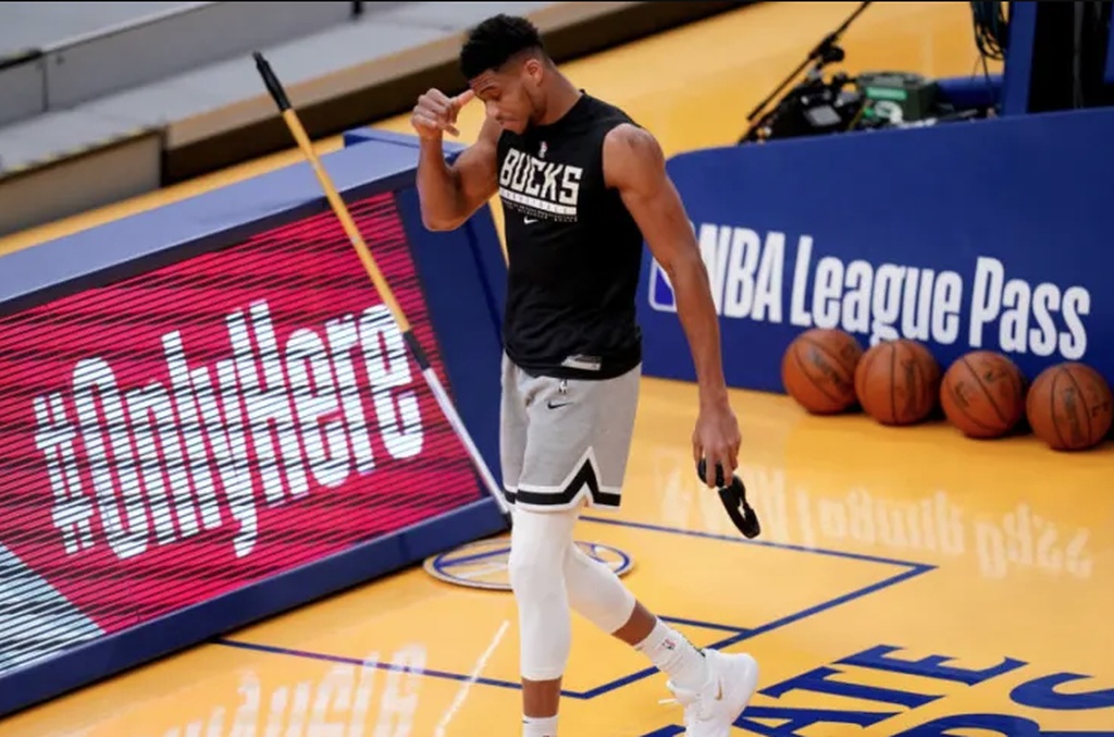 NBA: Αμφίβολος ο Αντετοκούνμπο και για το Ντάλας