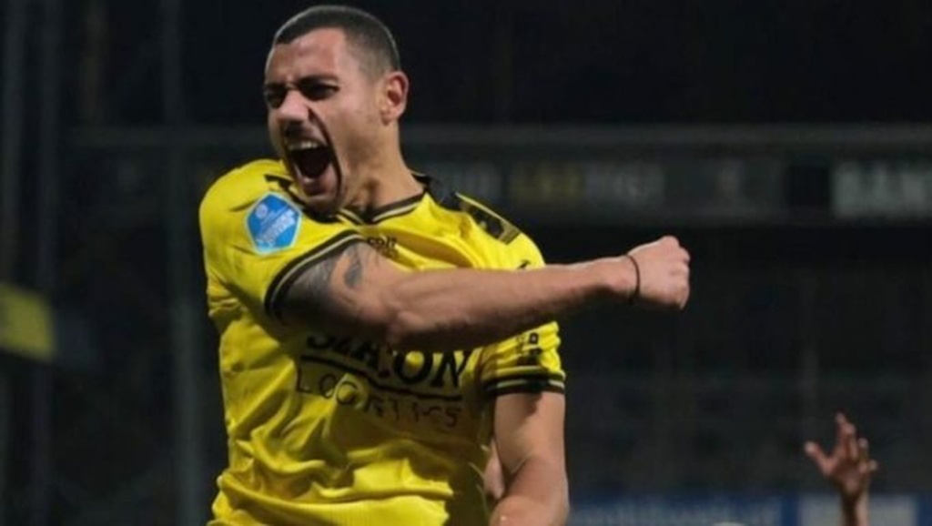 Αγγλικές σειρήνες για Γιακουμάκη - Ομάδες στο Νησί θέλουν να τον αποκτήσουν (photos+video)