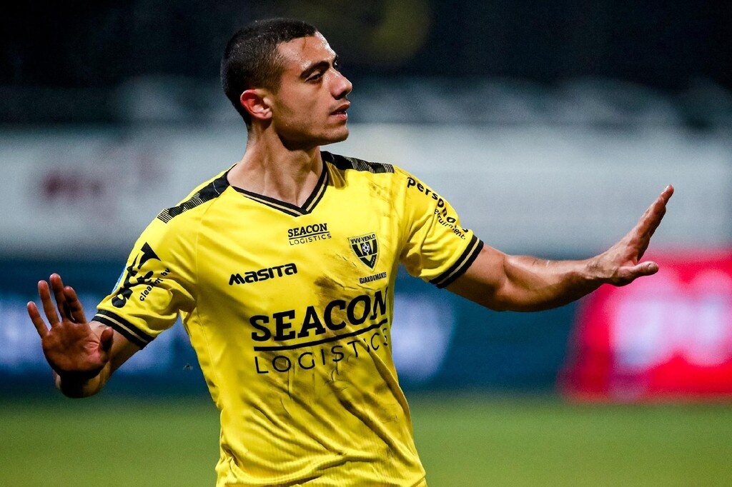 Αγγλικές σειρήνες για Γιακουμάκη - Ομάδες στο Νησί θέλουν να τον αποκτήσουν (photos+video)