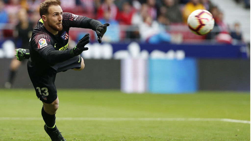 Μάντσεστερ Γιουνάιτεντ: Ρίχνει «βόμβα» με Όμπλακ (photos+video)