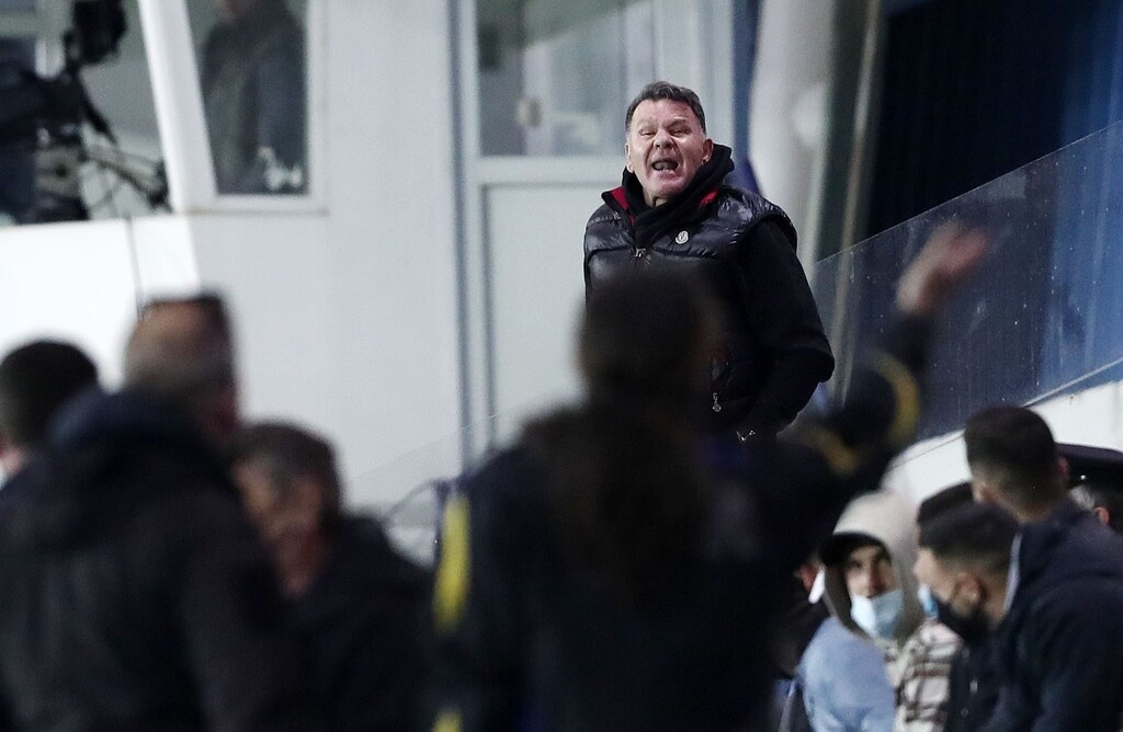 Ατρόμητος-ΑΕΛ: Ένταση με Κούγια στα επίσημα (Photos)