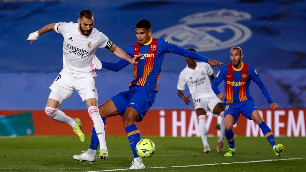 Ρεάλ Μαδρίτης - Μπαρτσελόνα 2-1: «Βασίλισσα» στο ντέρμπι και βλέπει τον τίτλο (videos+photos)