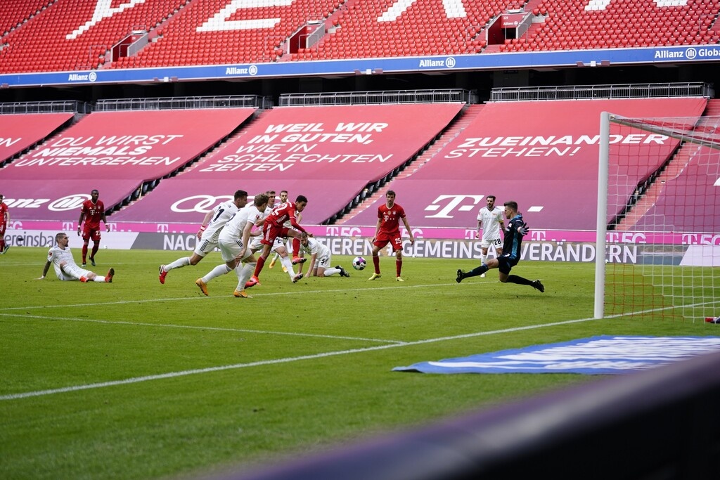 Bundesliga: Ματσάρες στη Γερμανία - Γκέλα η Μπάγερν, τεσσάρα η Λειψία! (video+photos)