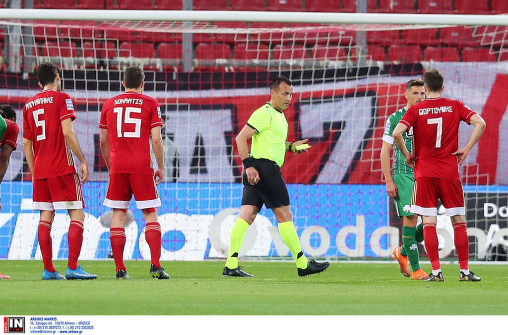 Super League: Η «χρυσή βίβλος» των πρωταθλητών (photos)
